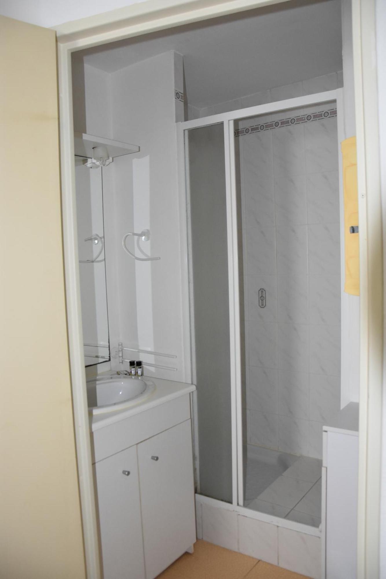 1 Chambre, Avec Loggia Et Vue Sur Le Port Olona La Chaume