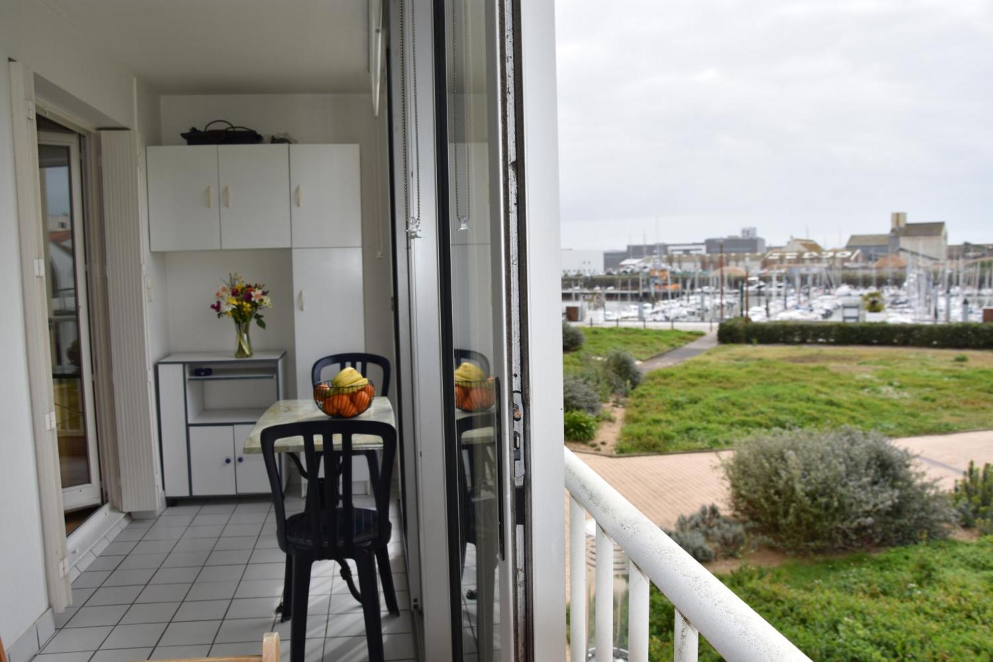 1 Chambre, Avec Loggia Et Vue Sur Le Port Olona Apartment La Chaume